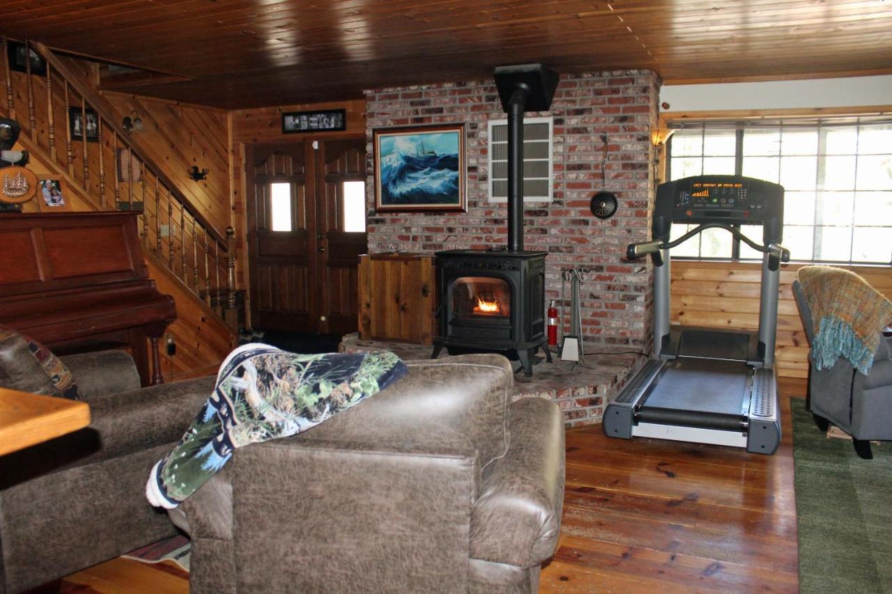 The Old Bear Bnb Pine Mountain Club Exteriör bild
